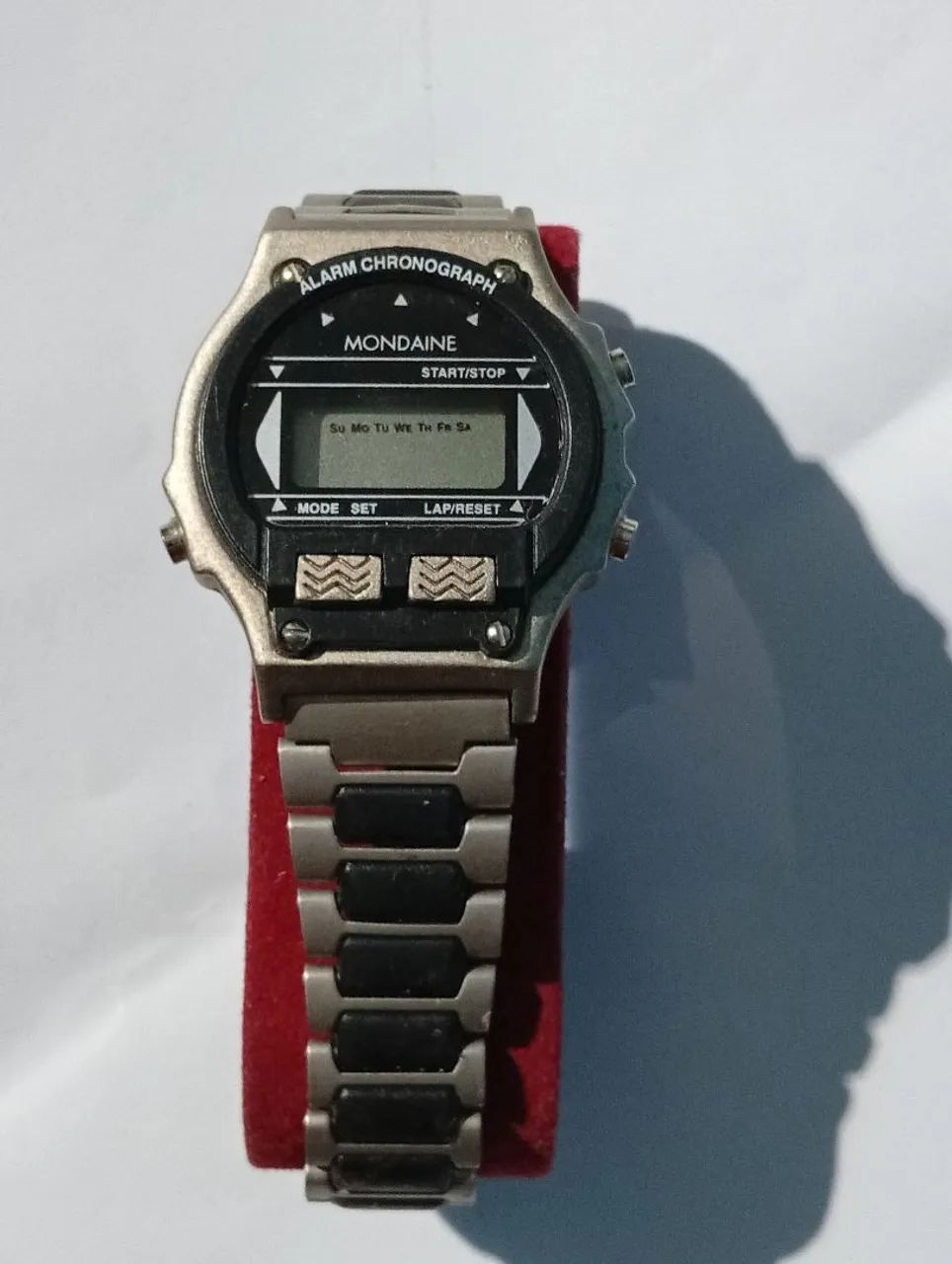 Relógio Mondaine retro