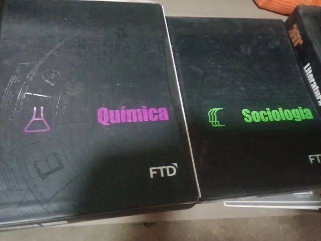 Coleção de livros - Foto 4