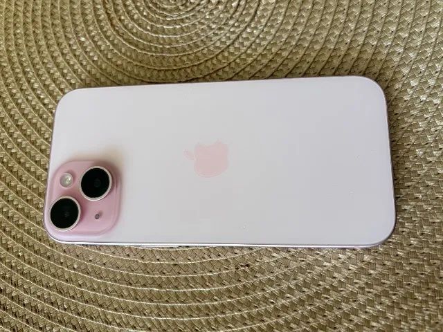 iPhone 15  - Foto 2