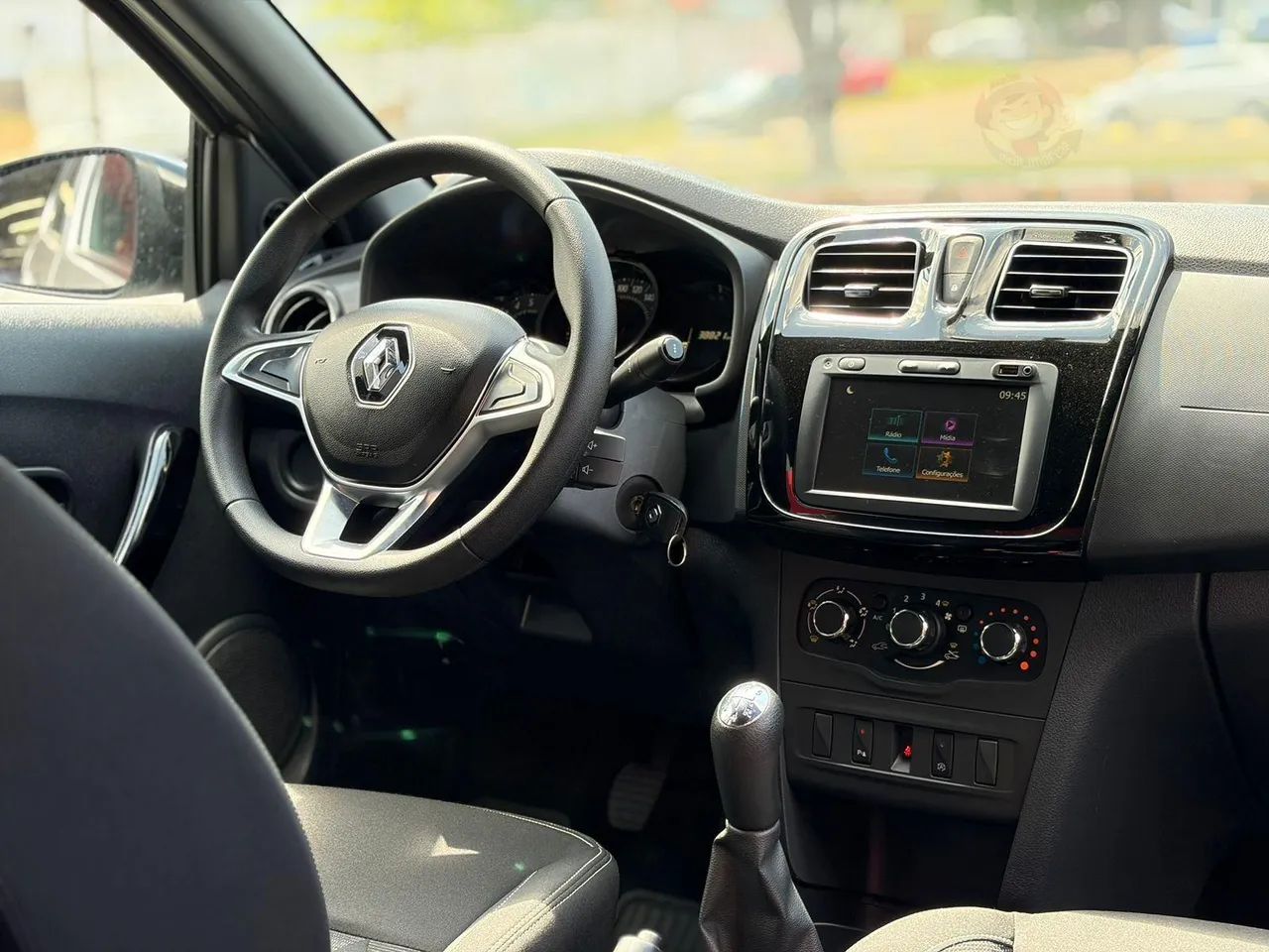 Renault Logan Zen Flex 1.0 12V 4P Mec. 2025 - Foto 5