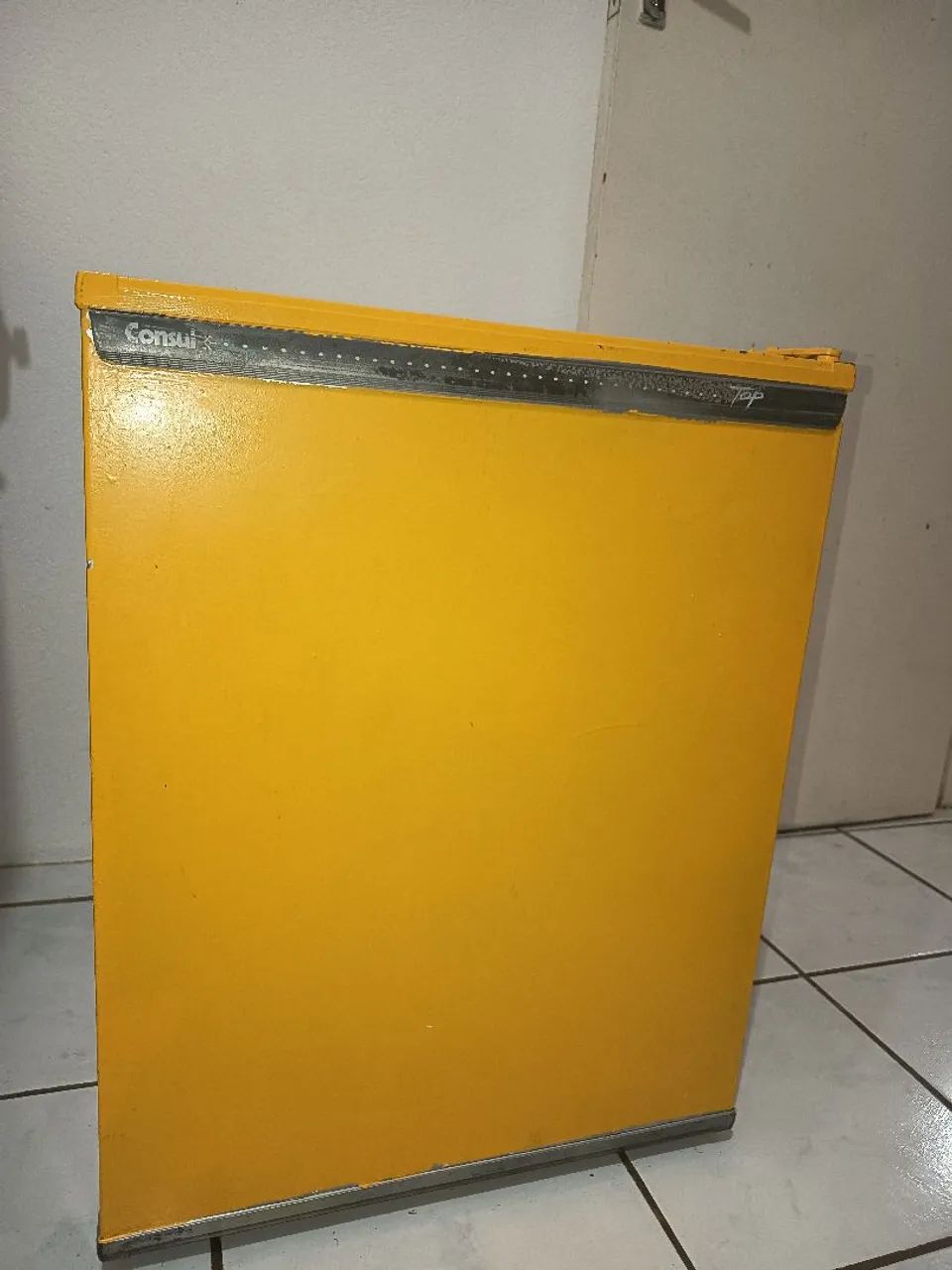 Frigobar Vintage Consul Amarelo - Usado e Funcional - Foto 2