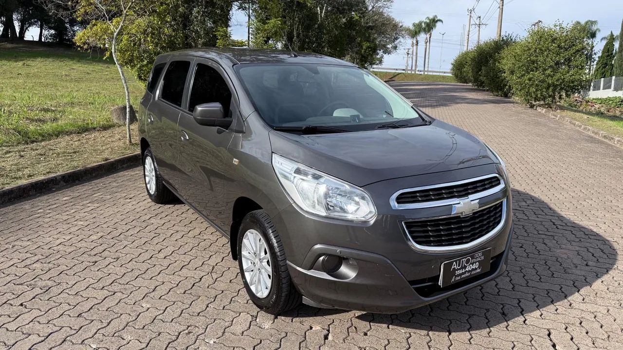Chevrolet Spin SPIN LT 1.8 8V Econo.Flex 5p Aut. 2013