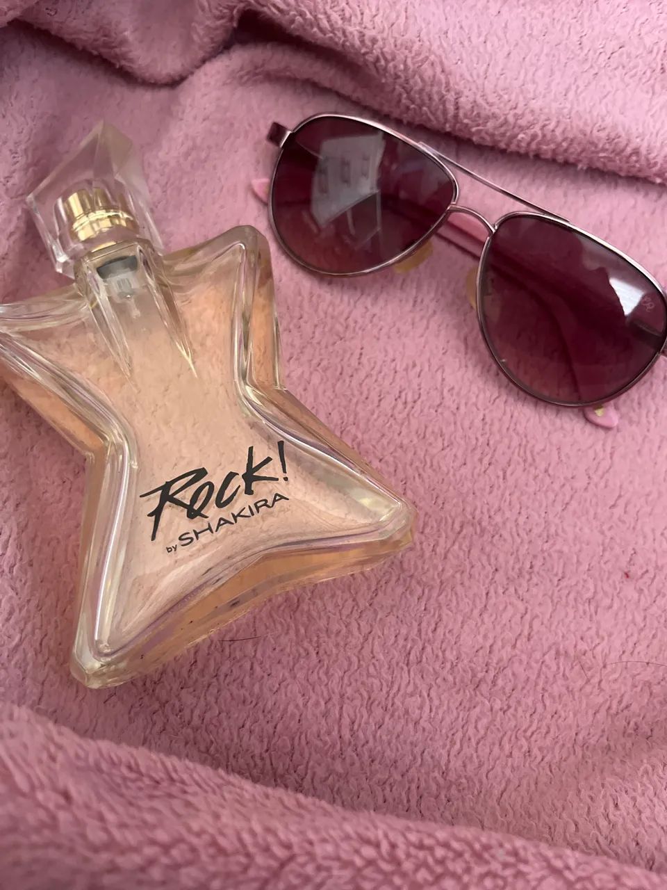 Kit Shakira, óculos de sol e perfume original!