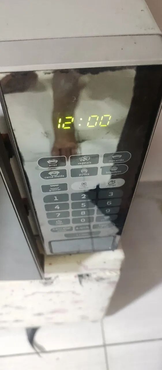 Microondas com defeito  - Foto 4
