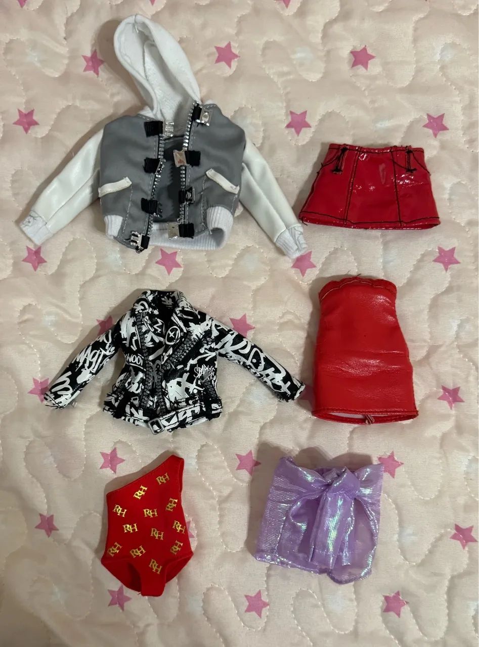 Rainbow High/ Shadow High - Lote de roupas 
