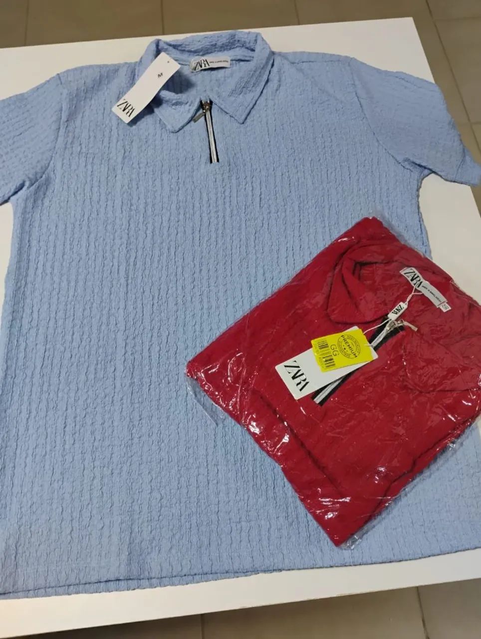 Camisa pólo texturizada no atacado 