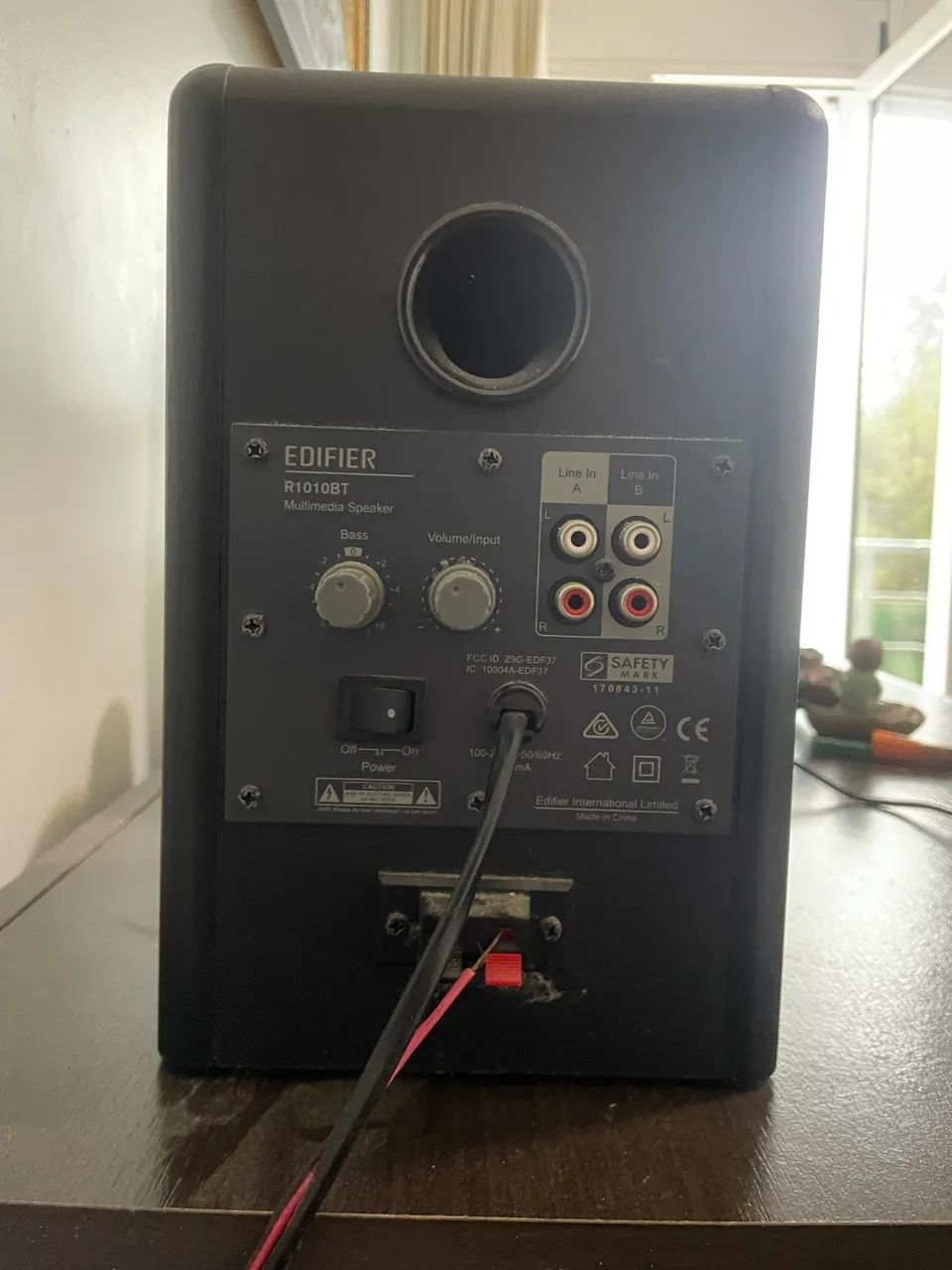 Par Monitores de Áudio Edifier R1010BT