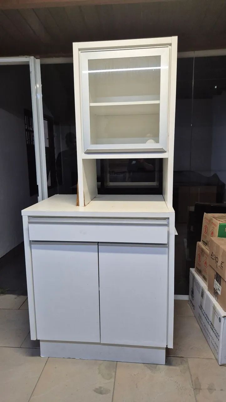 Excelente armário MDF espaçoso 