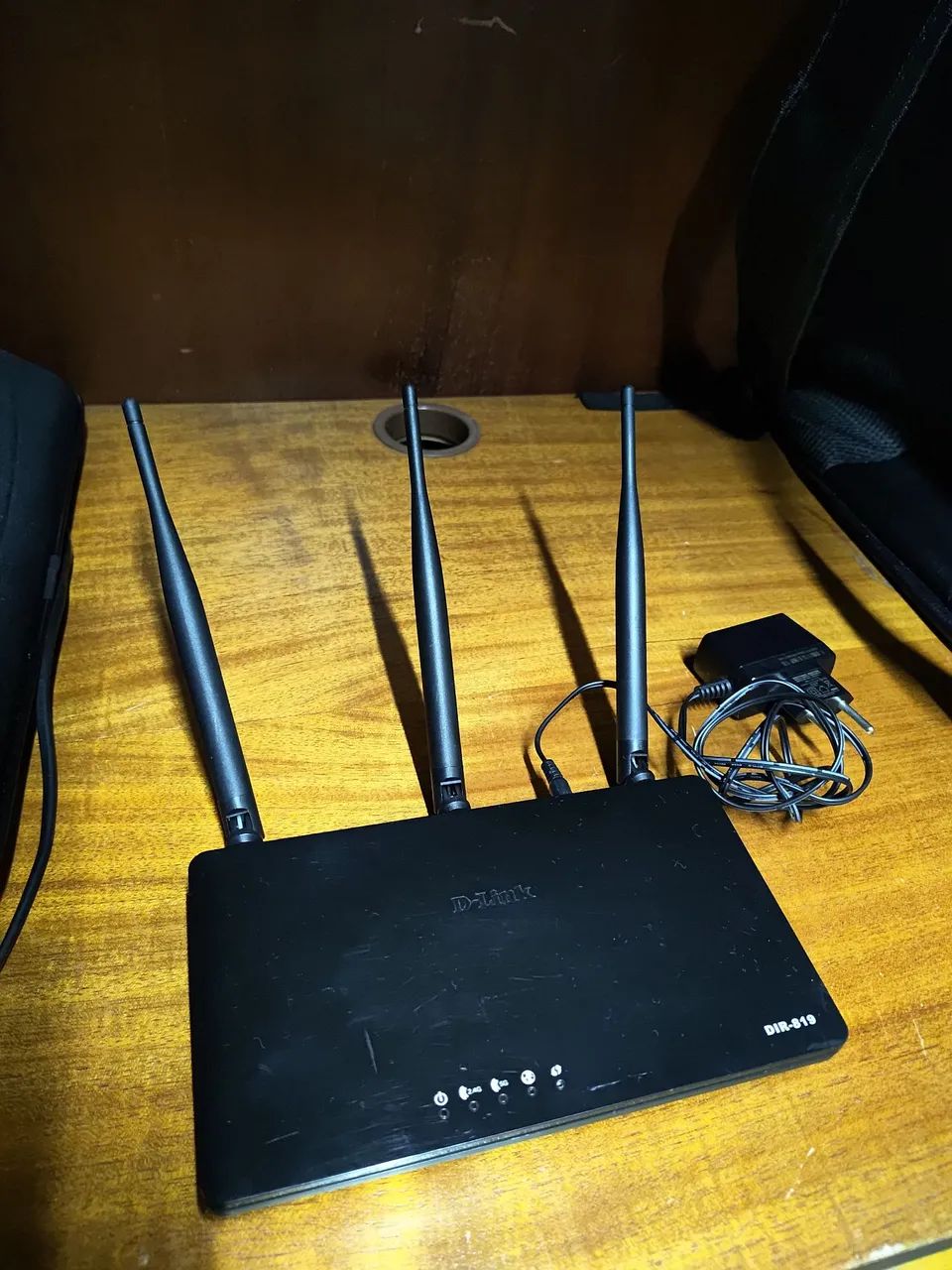 Vendo roteador DLink DIR-819