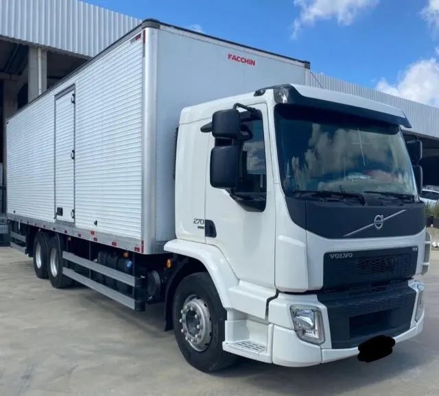Volvo vm 270 6x2 Ano 2020