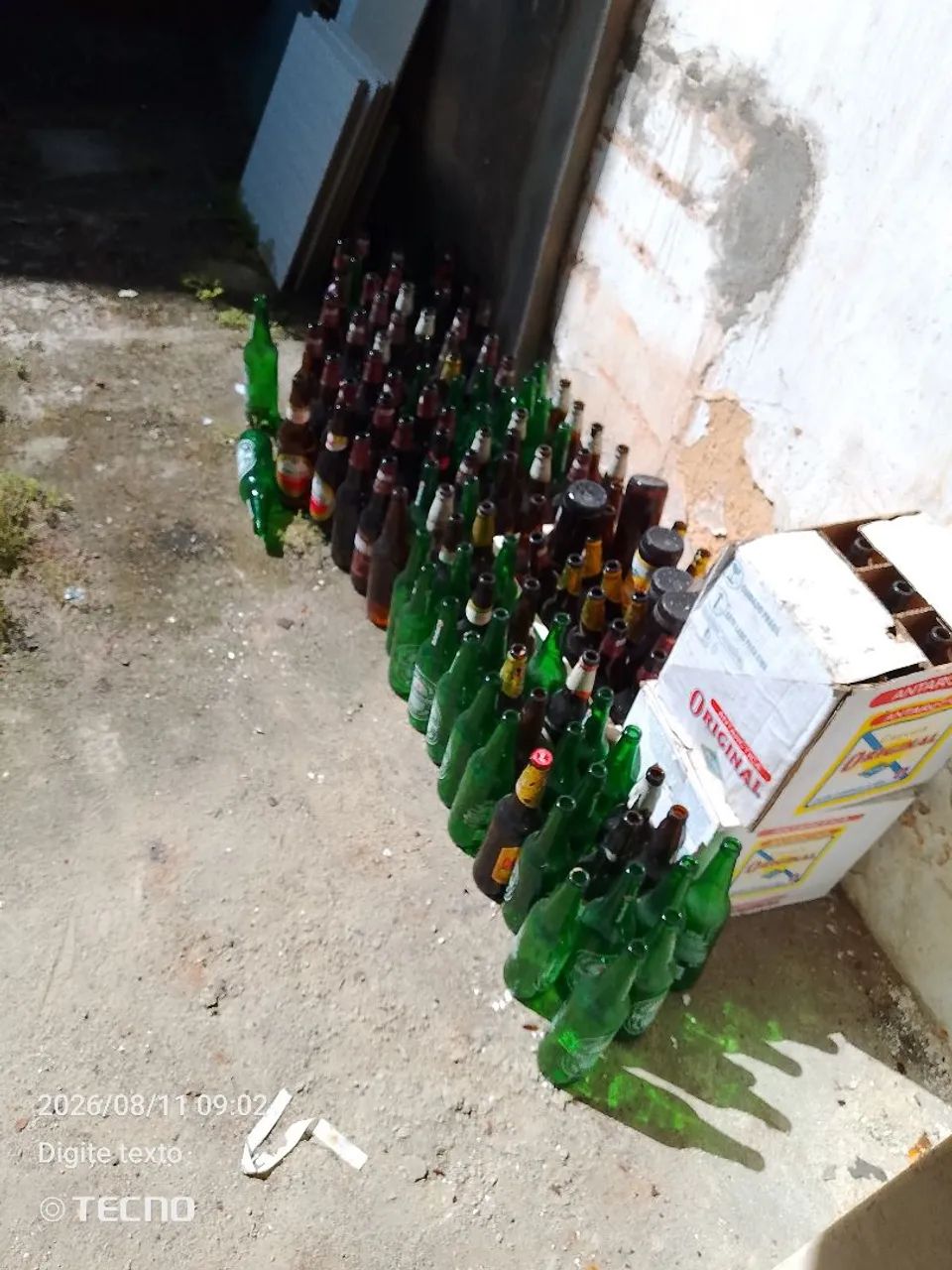 Engradados de cervejas e coca cola de 1 litro - Foto 4