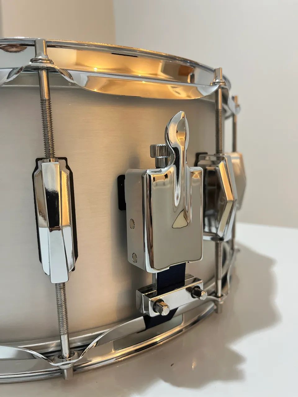 CAIXA HARD BEAT 14x6,5 - Instrumentos musicais - Santa Esmeralda