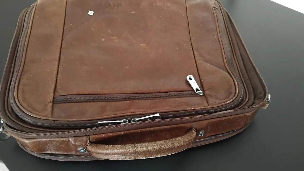 Maleta de couro executiva 