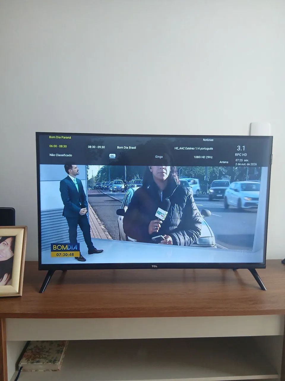 Vendo TV smart tcl 32 polegadas nova 