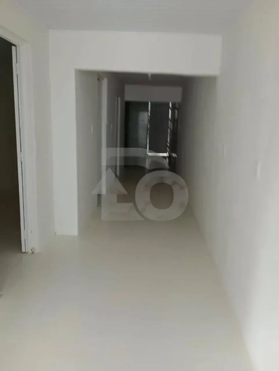 Casa no Olaria com 2 Quartos, Varanda e Quintal - Foto 3