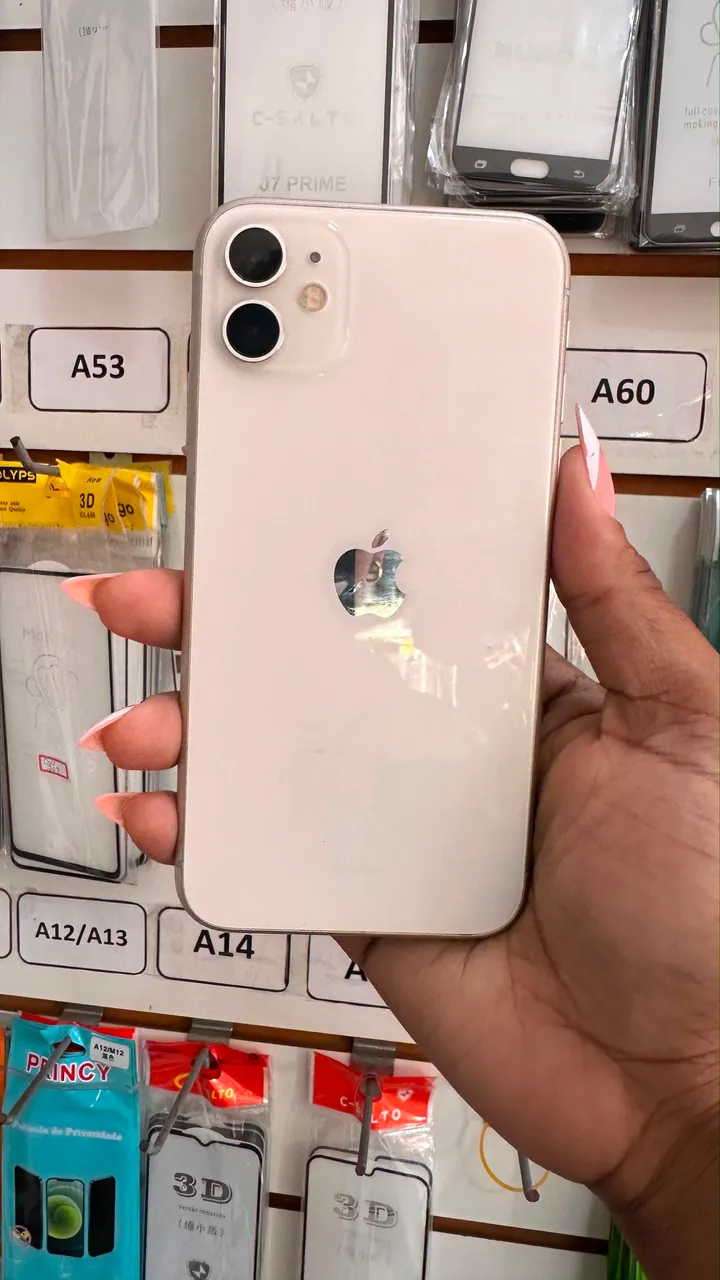 iPhone 11 branco - 128GB - Celulares e Smartphones - Centro