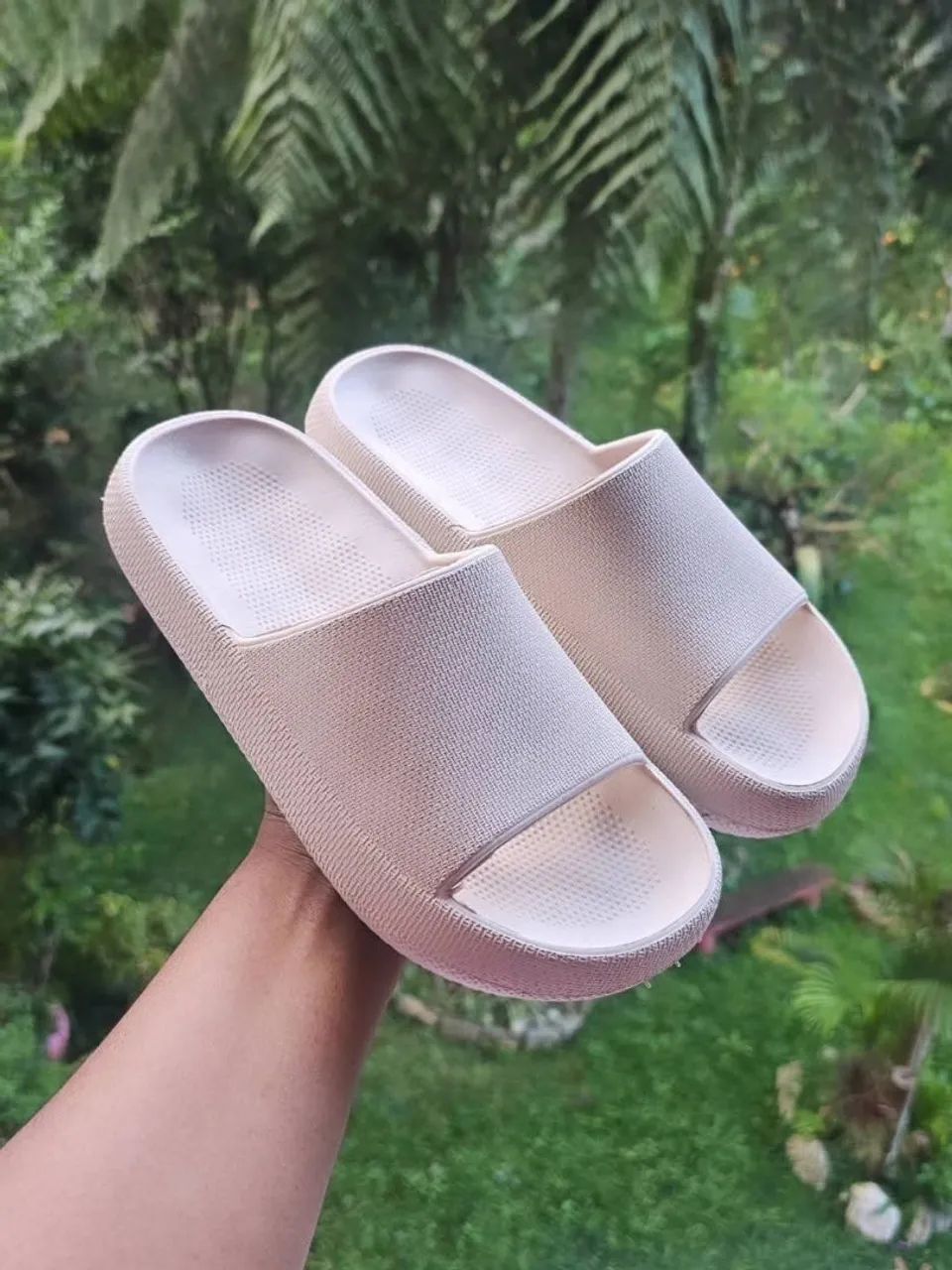 Chinelo nuvem feminina - Foto 2