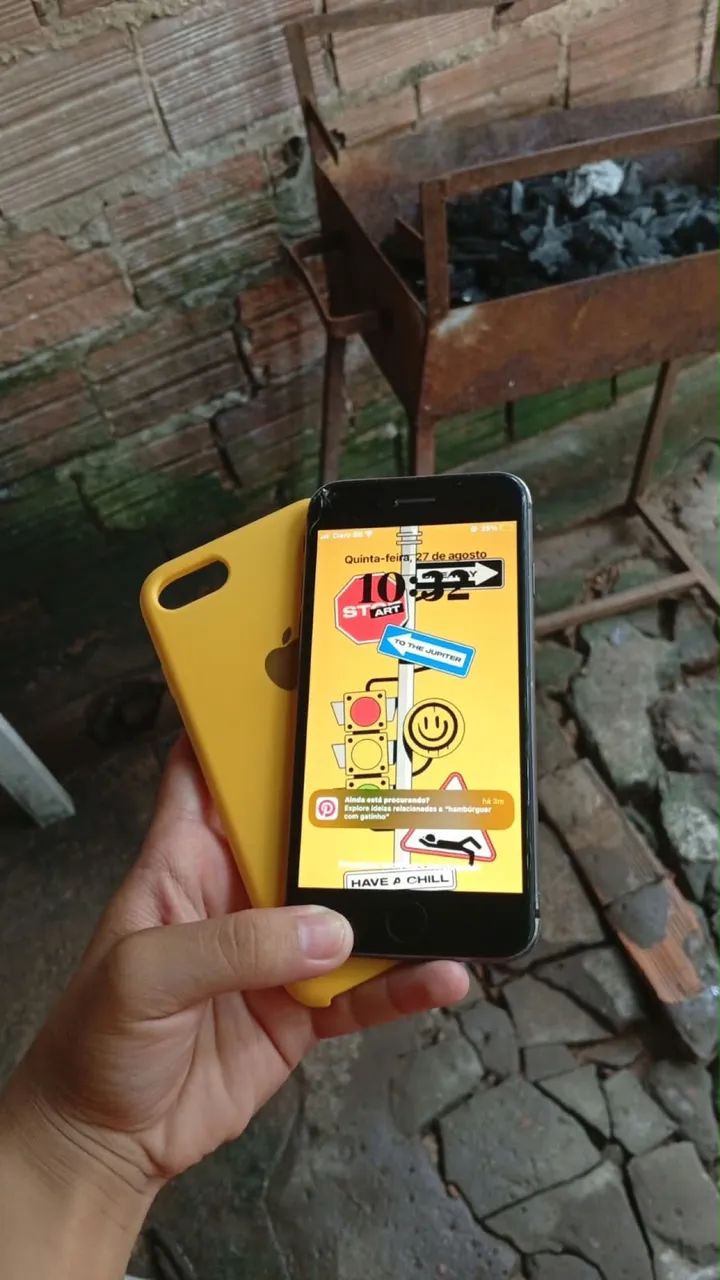 Vendo ou troco esse iphone 8 todo ok