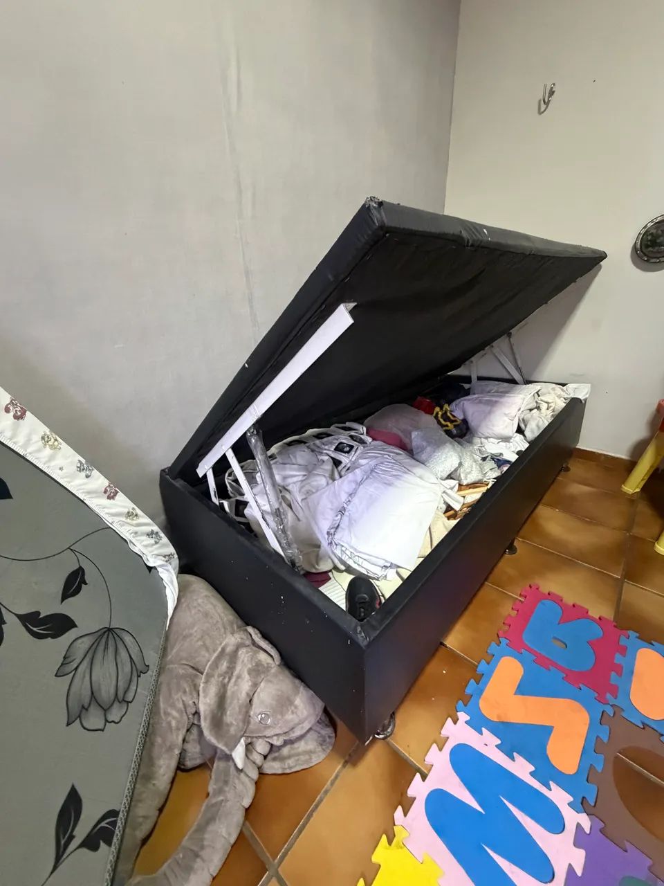 Cama baú com colchão 