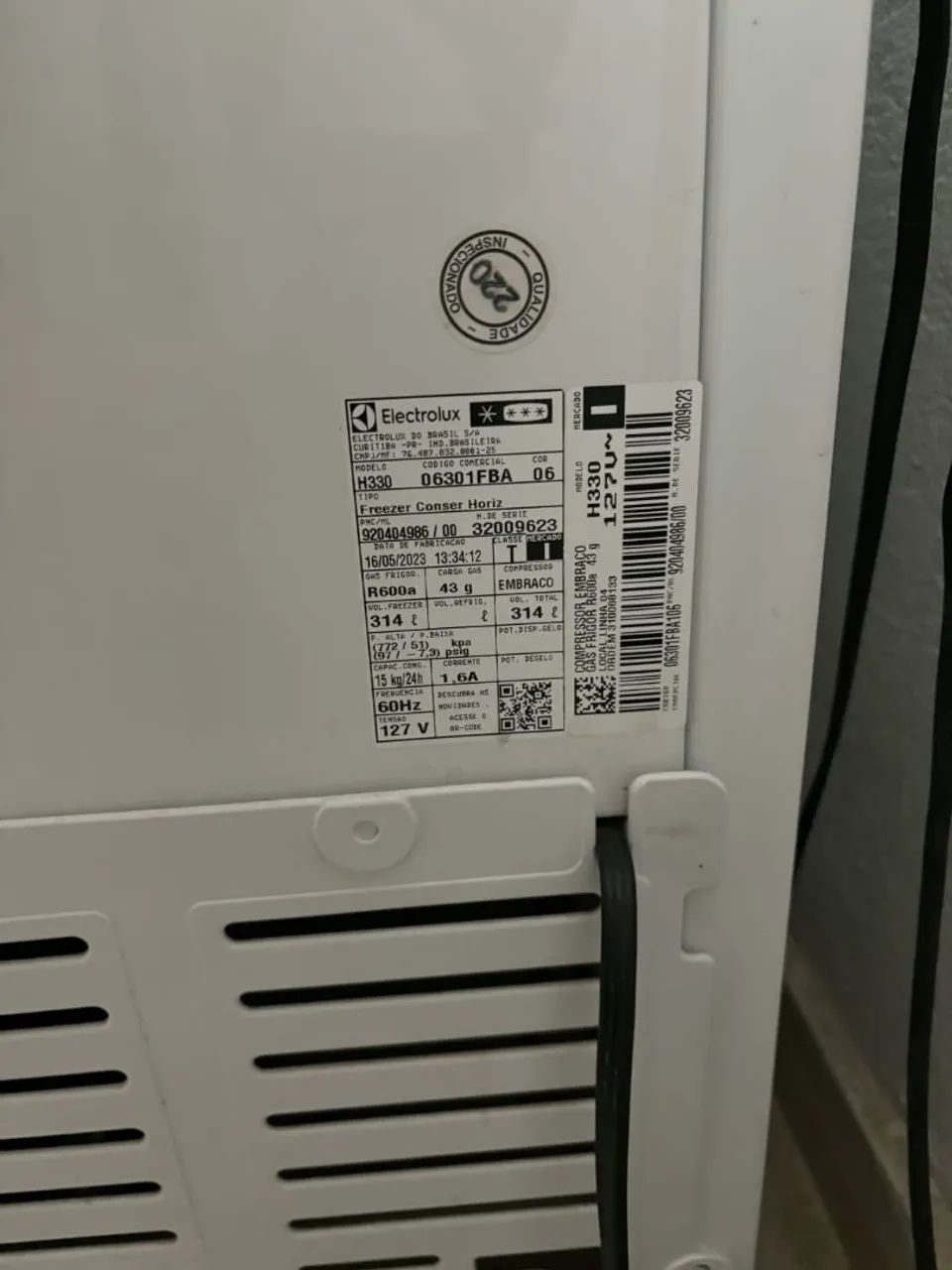 Vendo Freezer Eletrolux 314 litors - Foto 2