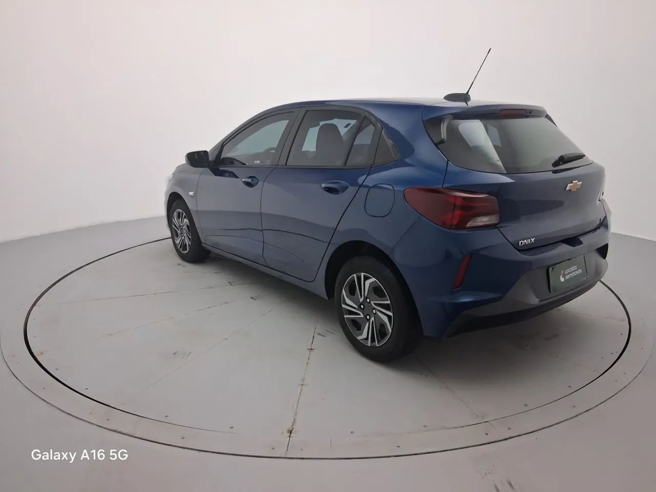 Chevrolet Onix Hatch LT 1.0 12V Flex Mec. 4P, foto 3 de 18
