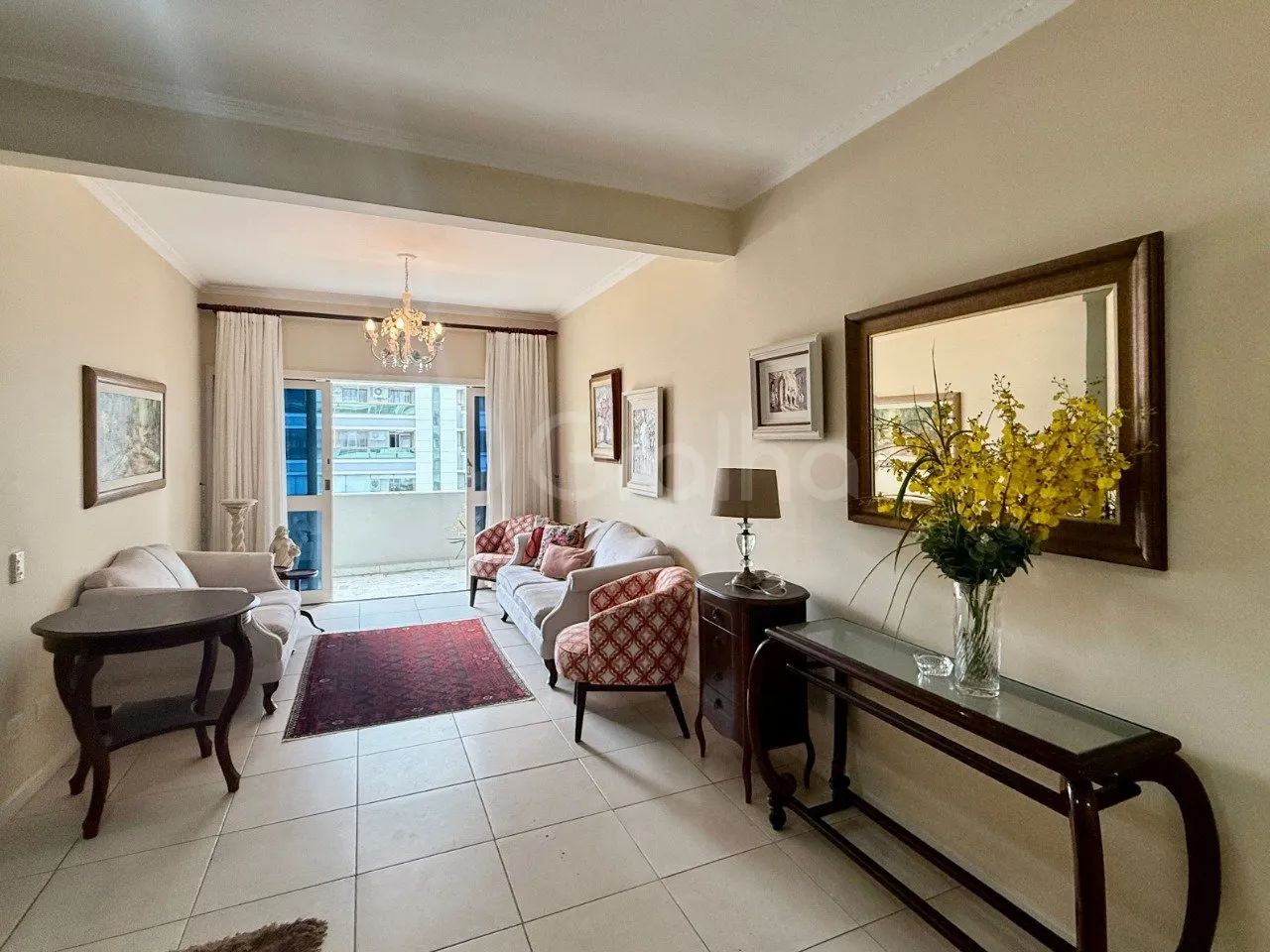 Apartamento de 121 m² com 3 quartos sendo 1 suíte no Centro - Foto 2