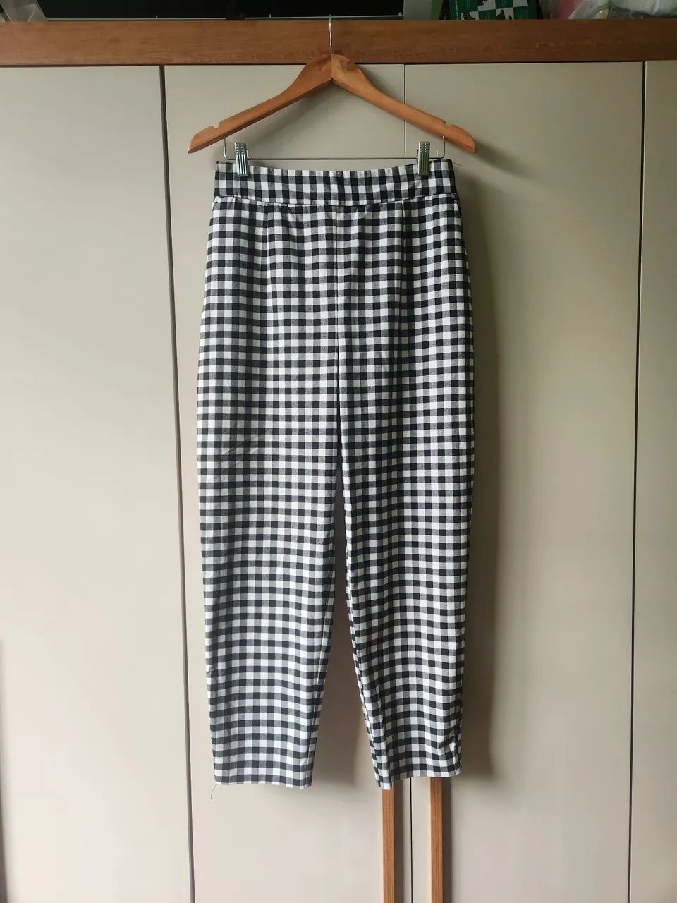 Calça zara xadrez 38
