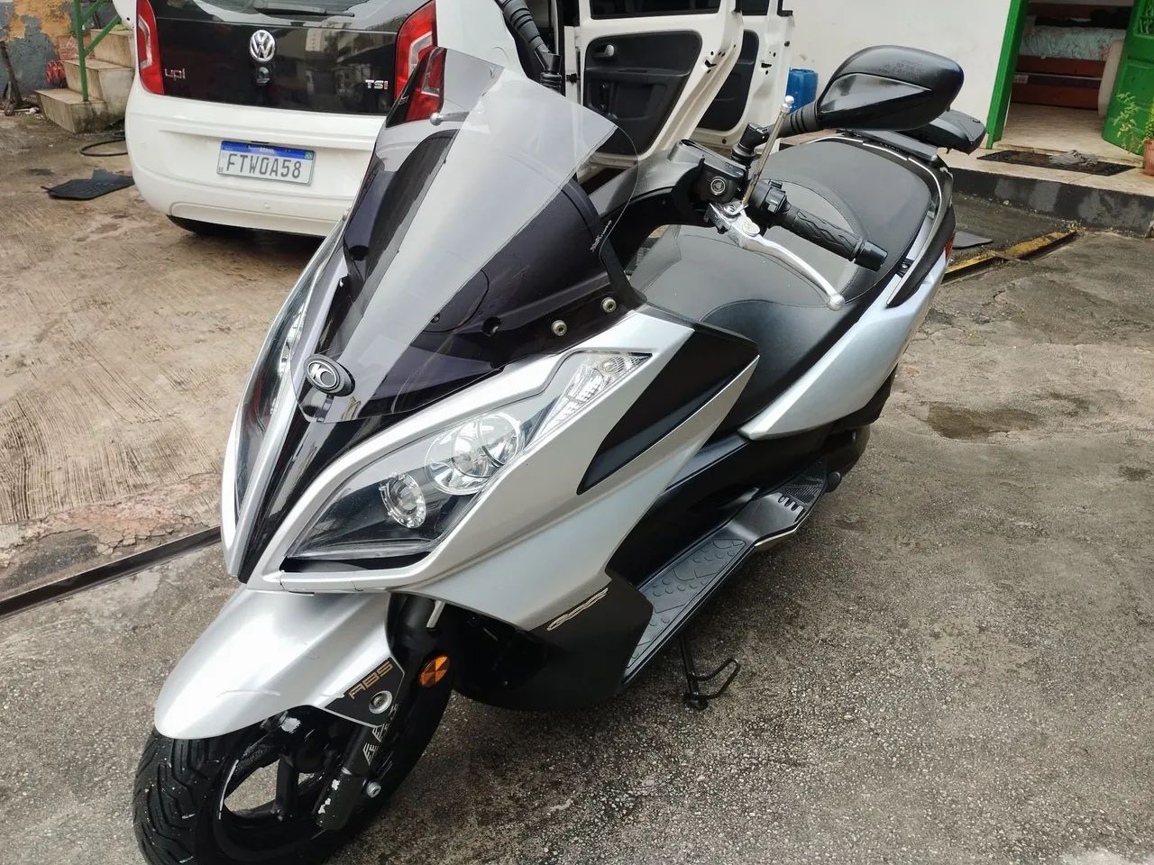 Kimco Downtown 300i