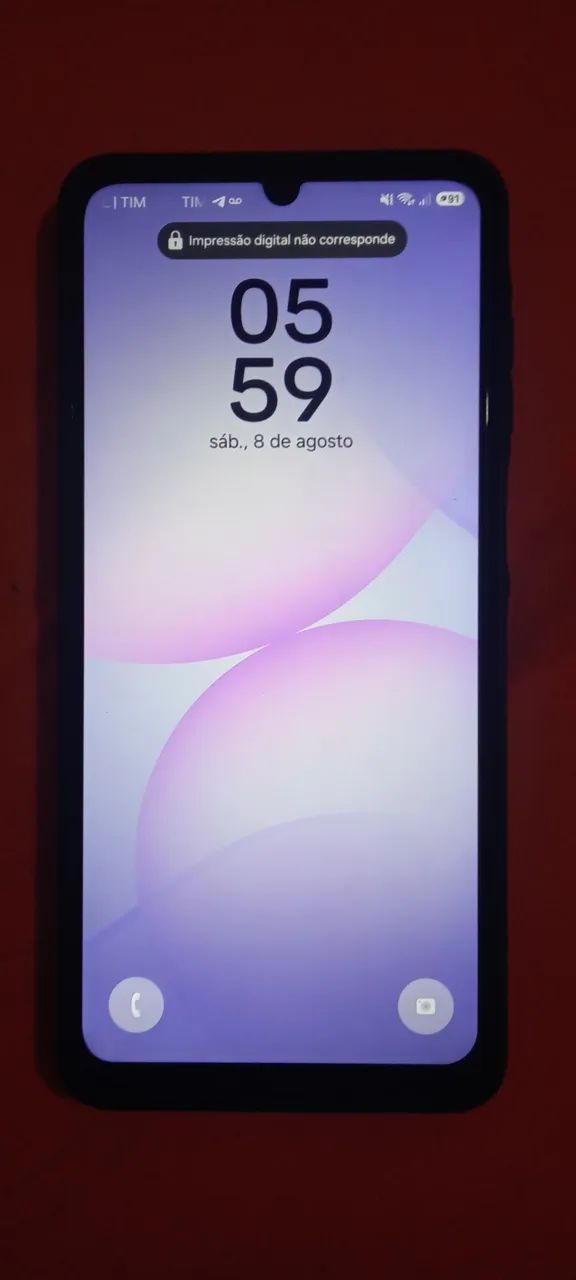 Celular Semi Novo..