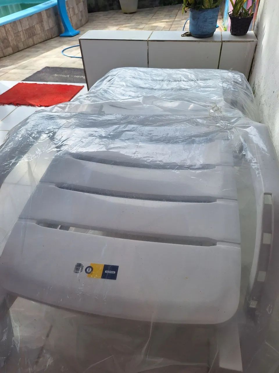 Vendo uma espreguiçadeira Nova 