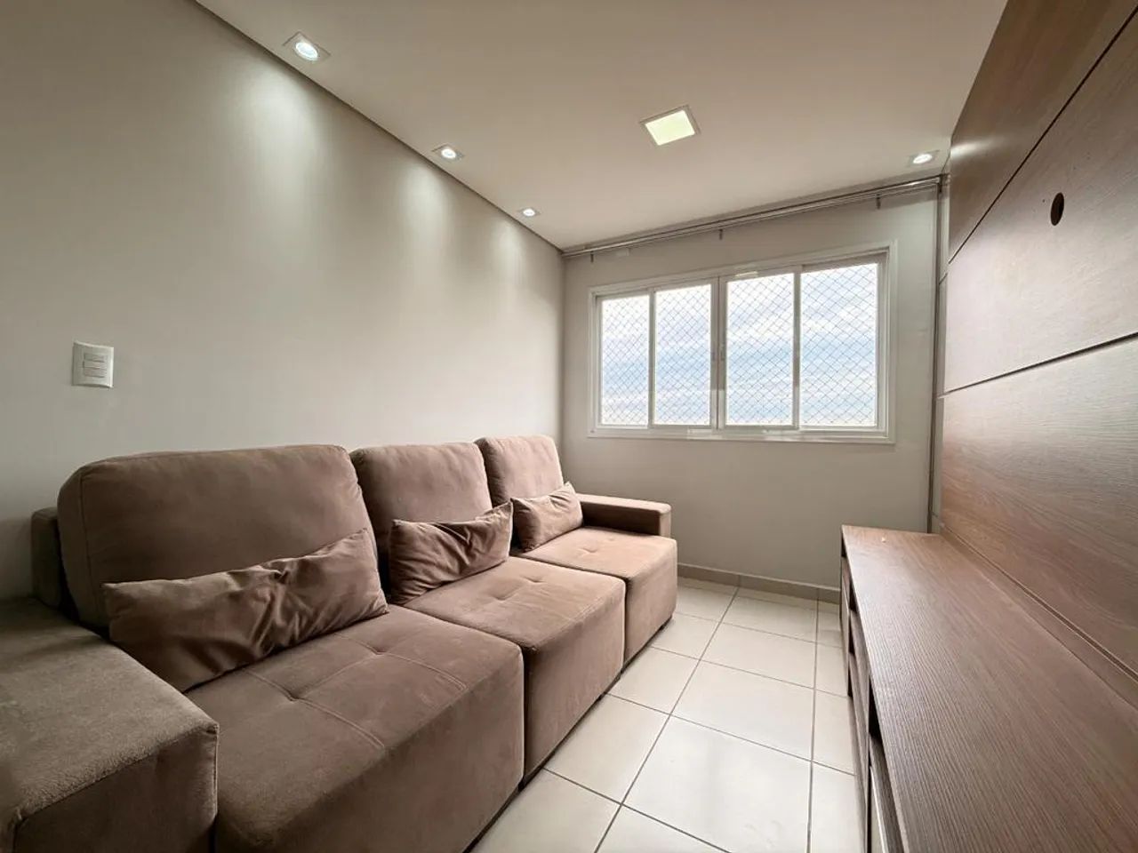 Apartamento para alugar em Maringá, Loteamento Sumaré, com 2 quartos, com 48.9 m², Sumaré  - Foto 2