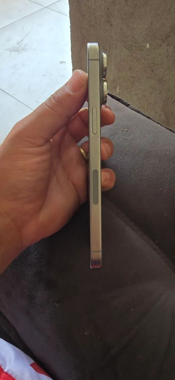 Iphone 15 pro max  - Foto 2