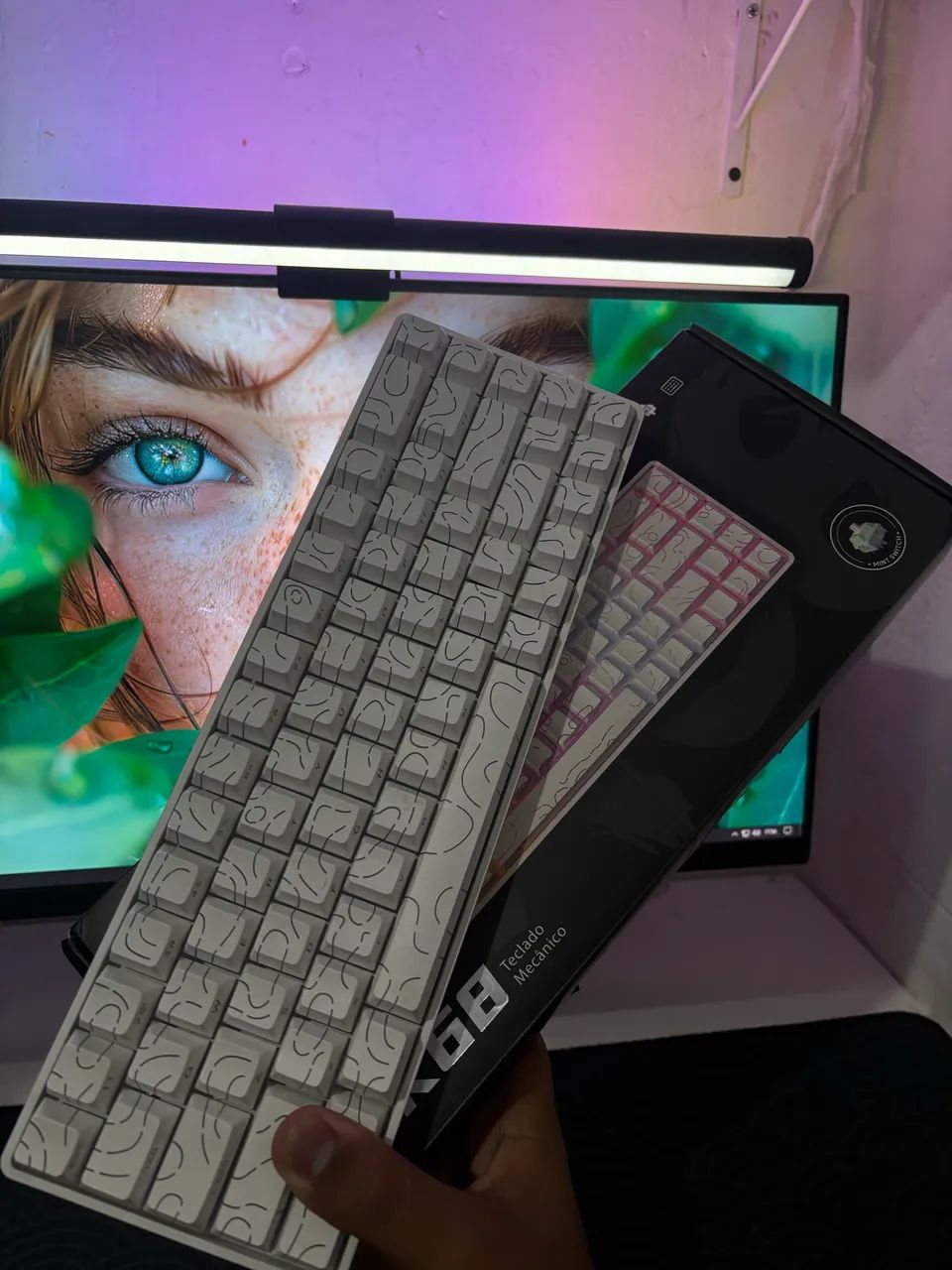 TECLADO MECÂNICO SWIFT MINT