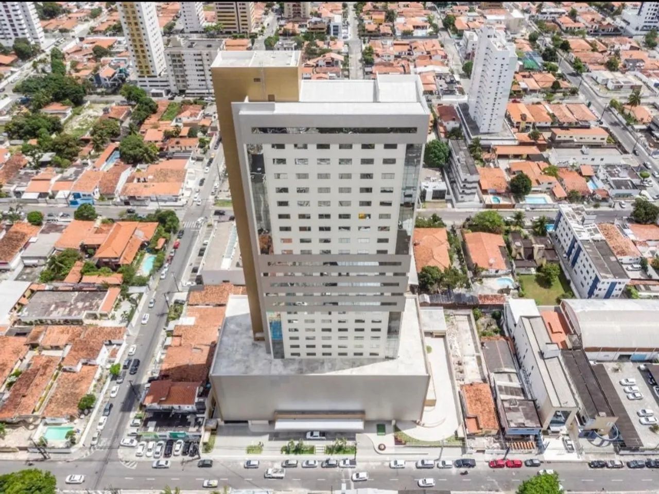 Sala comercial no Bairro dos Estados, com 32 m², bem localizada para locação. - Foto 3