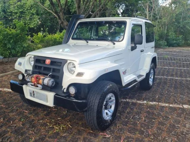 Troller T-4 T-4 4x4 3.0 TB Int. Cap. Rígida Diesel 2012