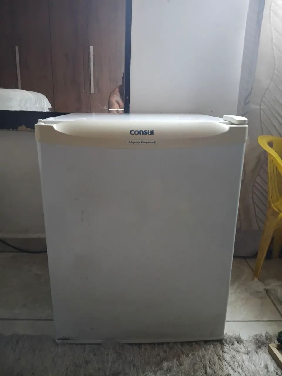 Refrigerador compacto consul