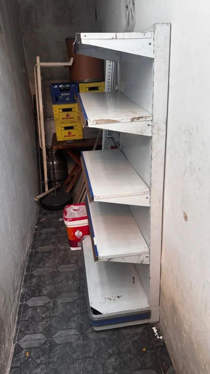 Kit 2 Gôndolas de Parede de Aço / Prateleiras para Comércio (5 Níveis) - Foto 2