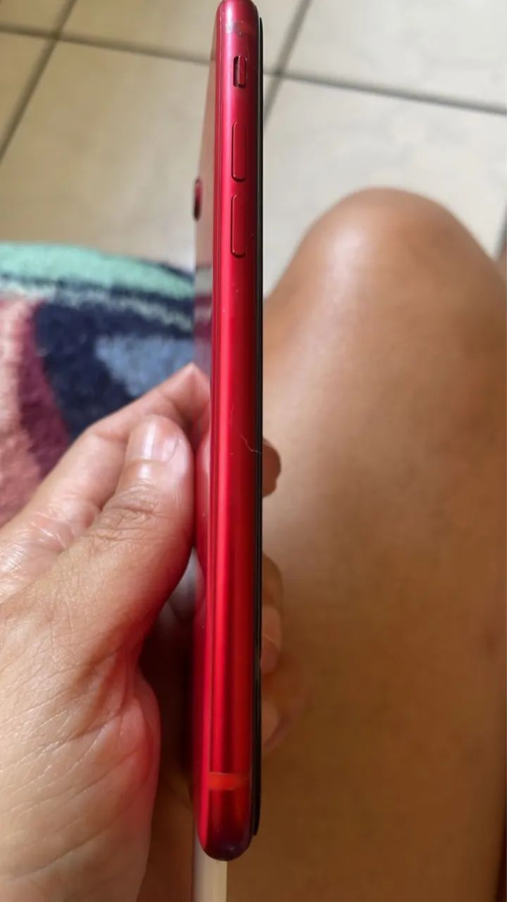 Vendo IPhone SE 2 geração usado  - Foto 2