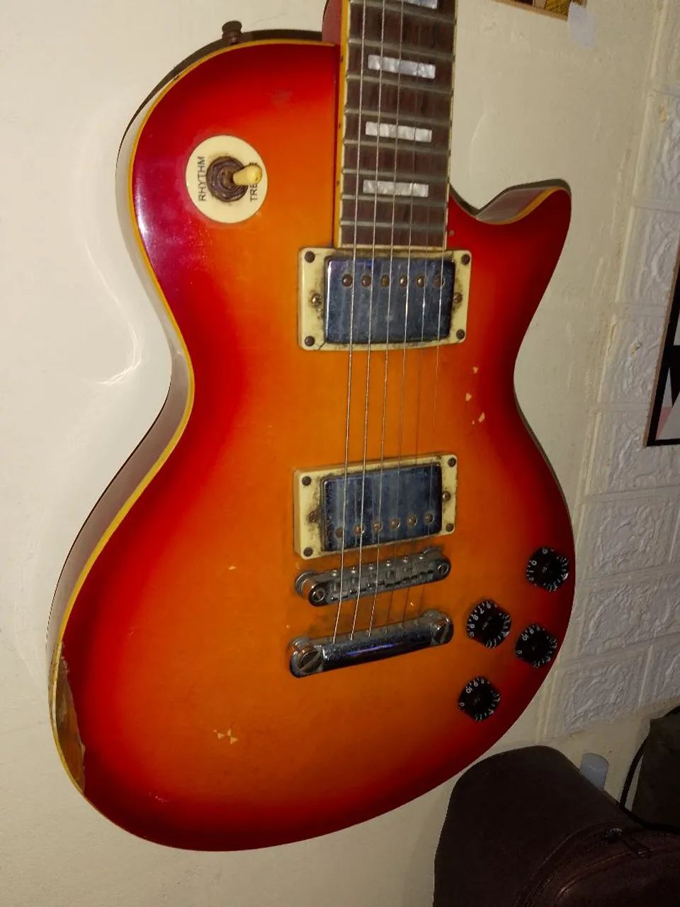 Guitarra vogga Les paul 399$  funcionando perfeitamente  - Foto 2