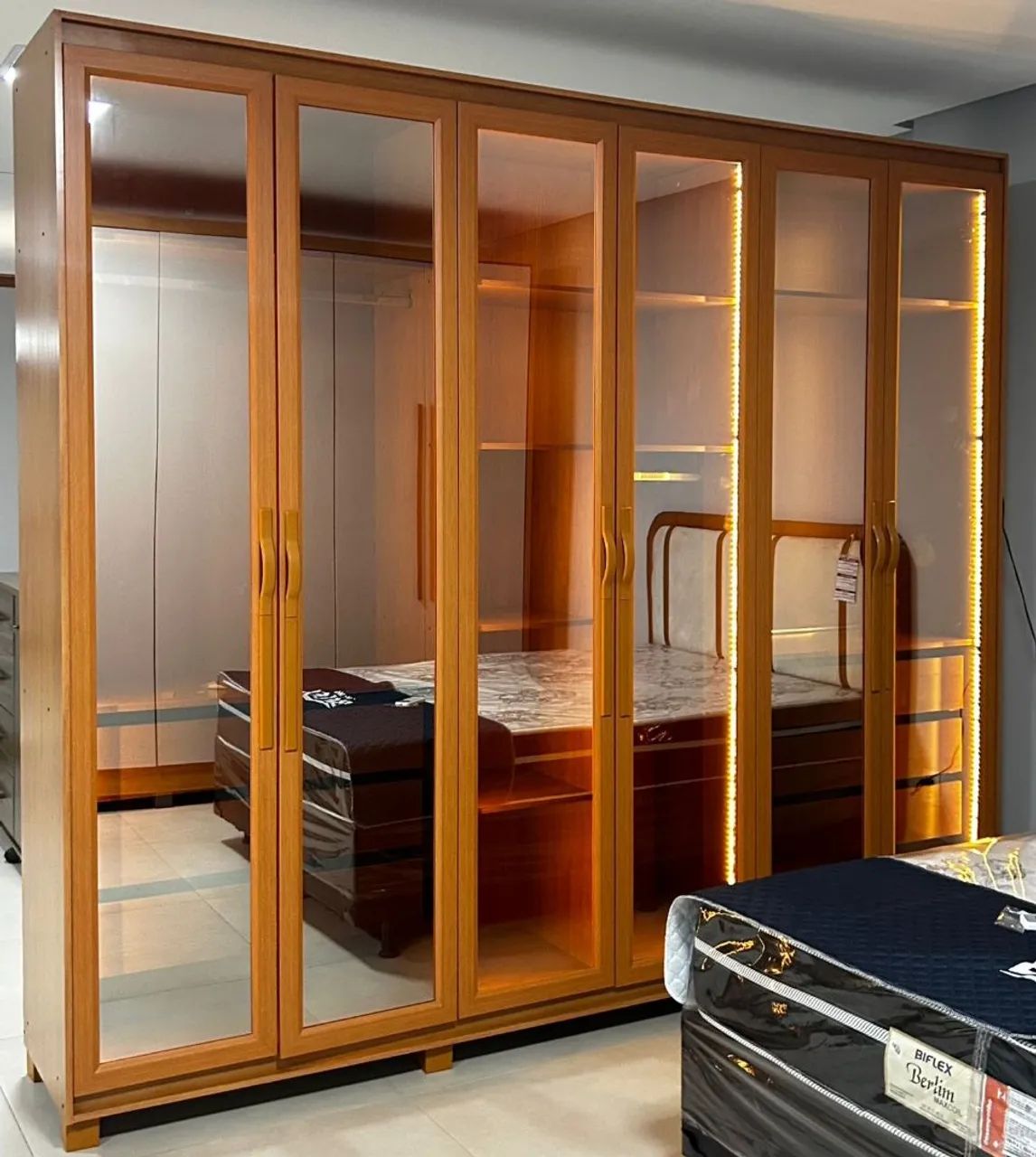 Guarda roupa casal 100% MDF  - Foto 2