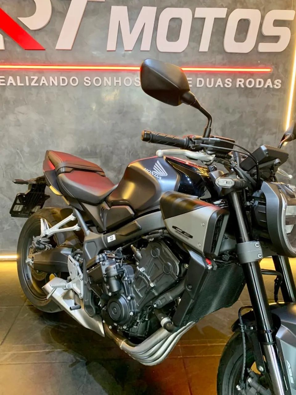 CB / 650 - ECLUTH / 2026 / HONDA - Foto 3
