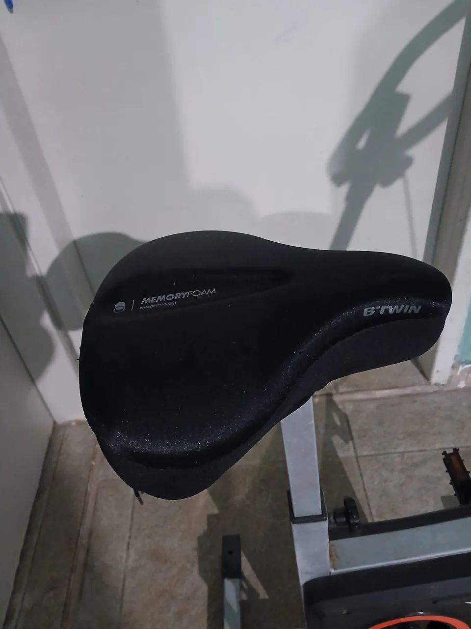 Bicicleta ergométrica para treino em casa - Foto 4