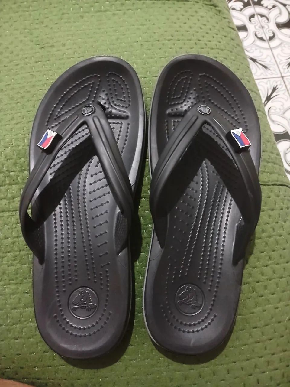 CROCS COM PINGENTE NOVA ORIGINAL 