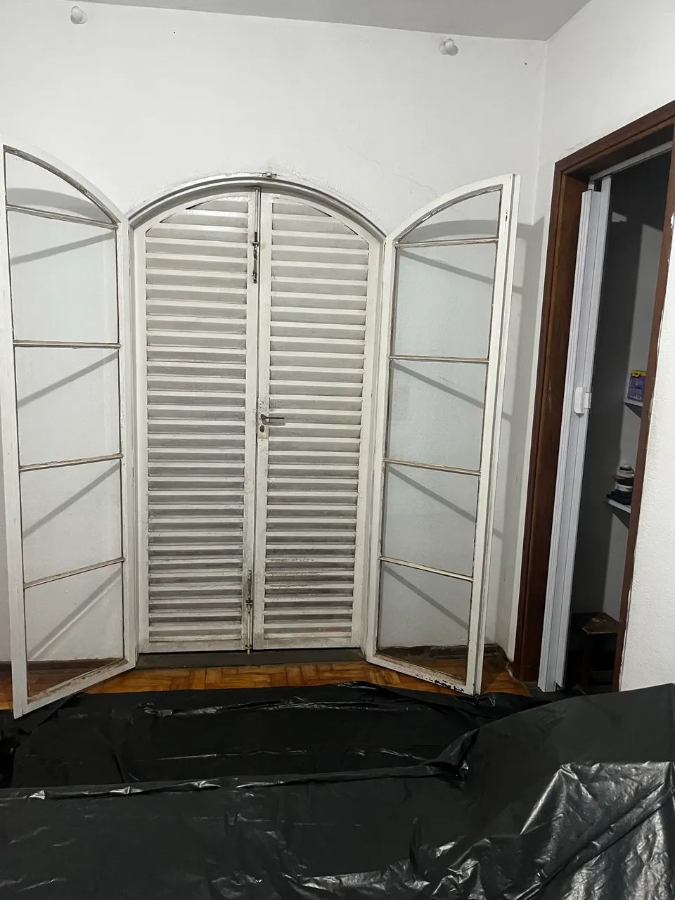 Porta de ferro para sacada - Foto 2