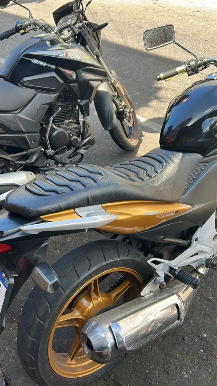 CB 300R 2010 - Foto 3