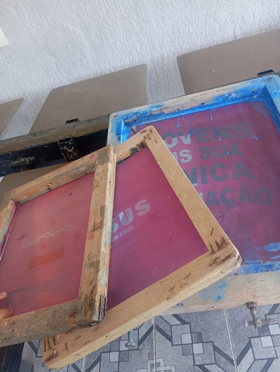 Mesa de estamparia com berços e telas - Foto 3