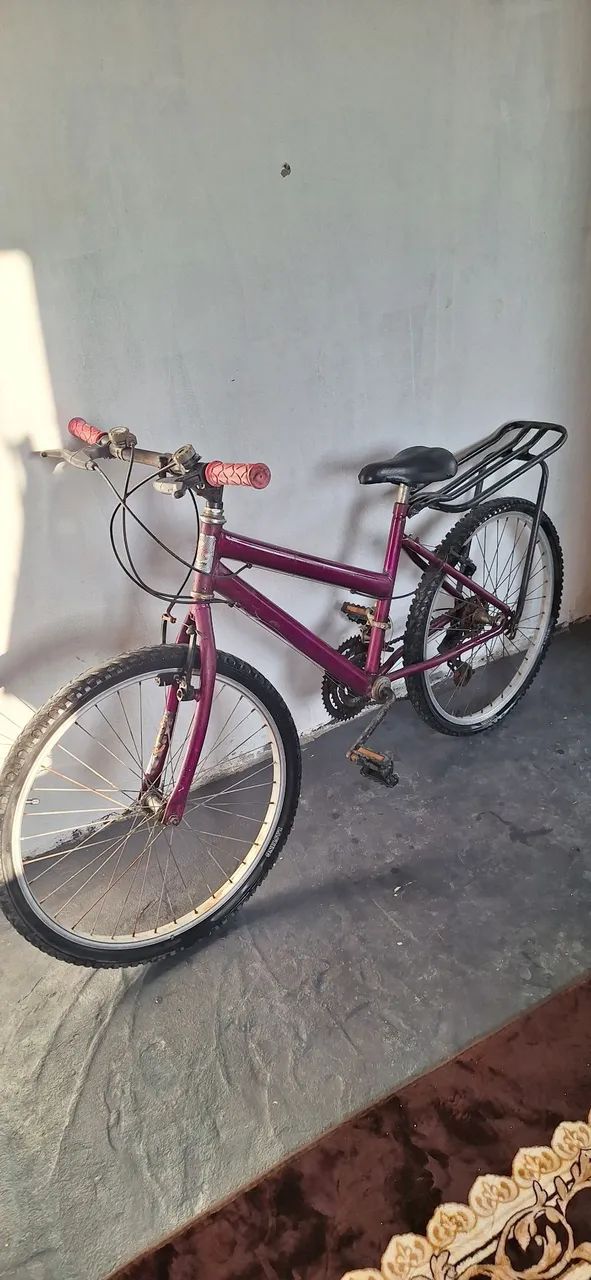 Bicicleta valor 150 pra sair logo  - Foto 2