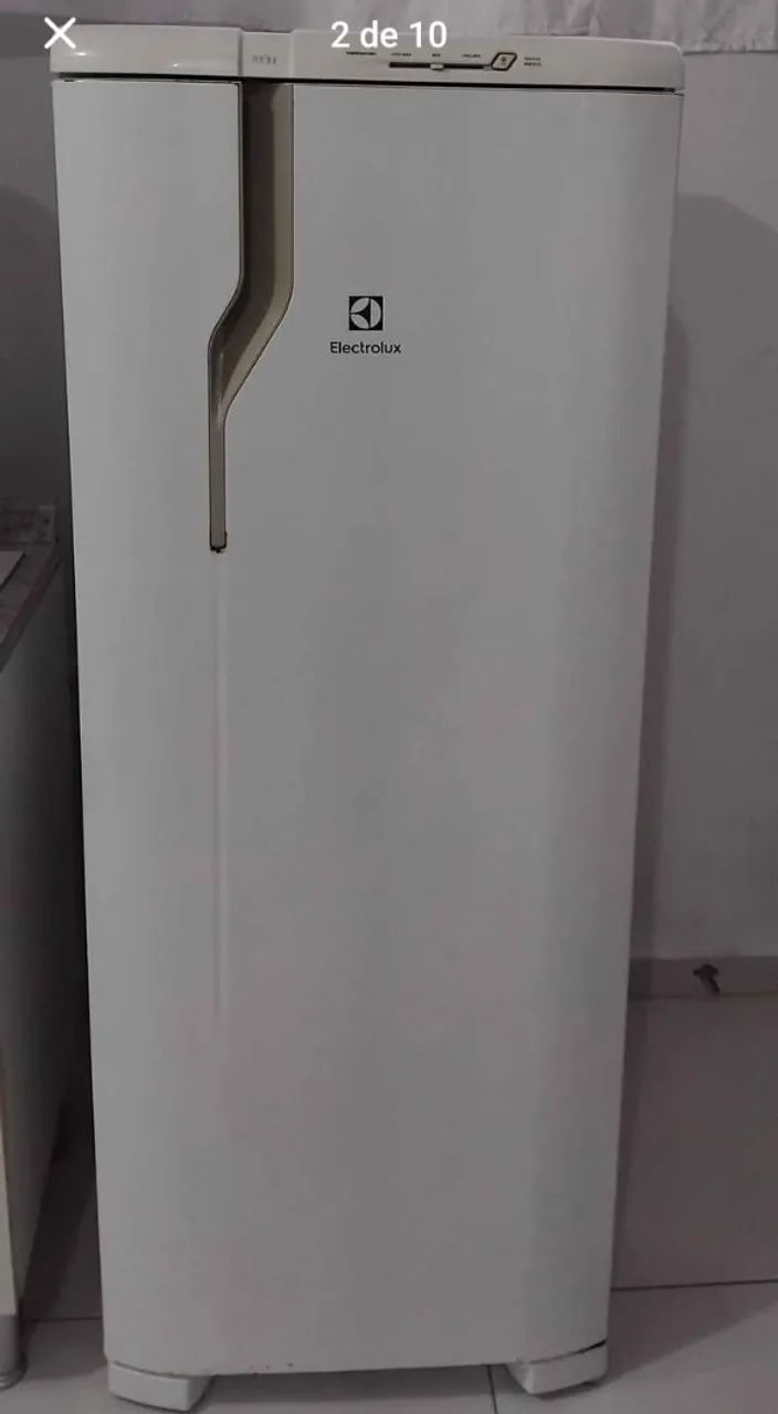 Geladeira impecável 1 mês de Garantia! - Foto 2