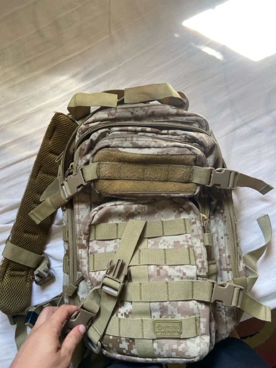 Mochila Assault Invictus - Bege Camuflada
