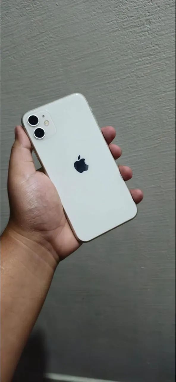 iPhone 11 - 64GB, Branco (Todo Original)